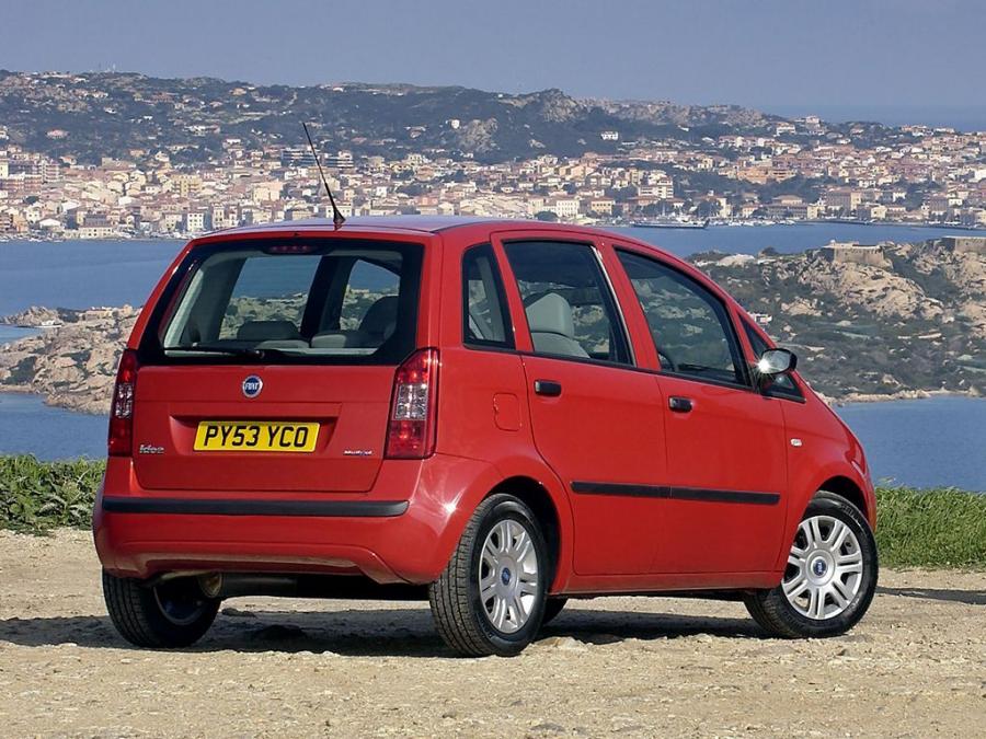  Fiat Idea 2004 года  (UK) (фото 5 из 5)